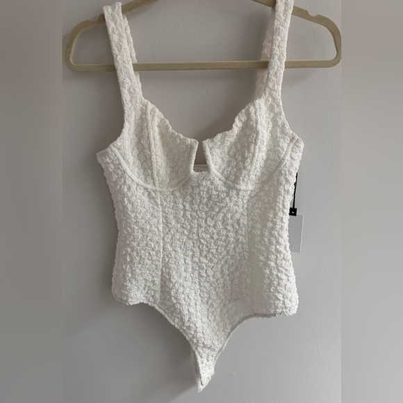 Astr Tops - NWT- ASTR THE LABEL, ARIA BUSTIER BODYSUIT - Size L